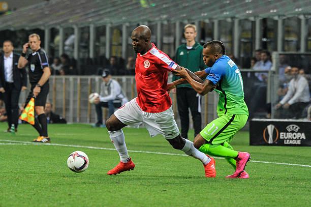 开拓者记者：我的心情已经变成杨瀚森是不是太强了，不适合打夏季联赛.